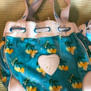 JUICY Couture Day Tripper Bag